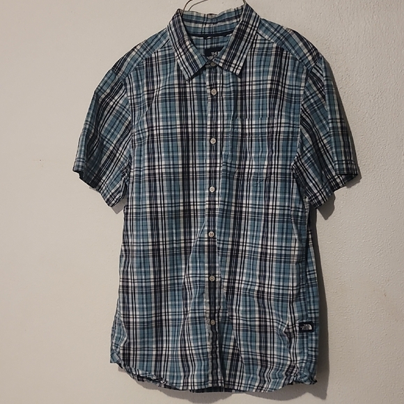 The North Face Men's Blue and White Checkered Shirt - Picture 2 of 6